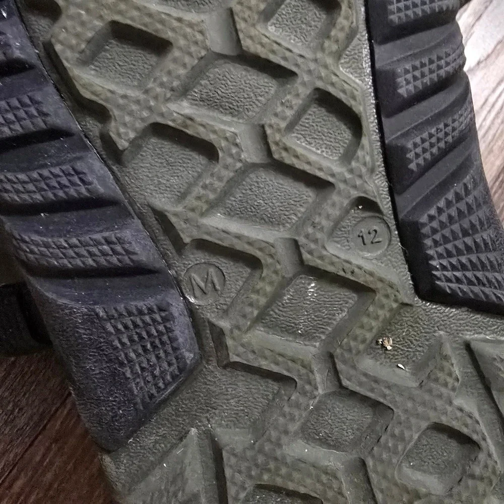 Crocs Swiftwater Mesh Deck Sandals Mens 12  Black Hiking Water Shoes